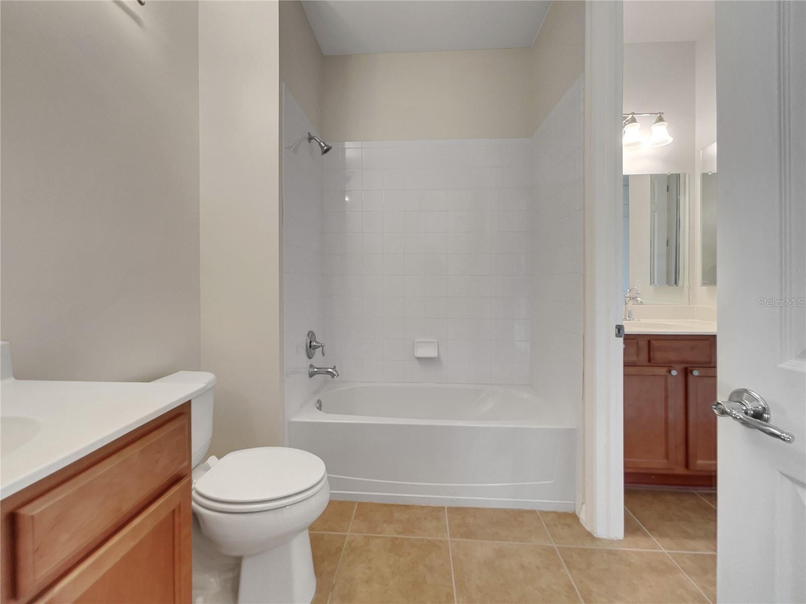 1181 BURGOS DR #406, SARASOTA, FL, 34238