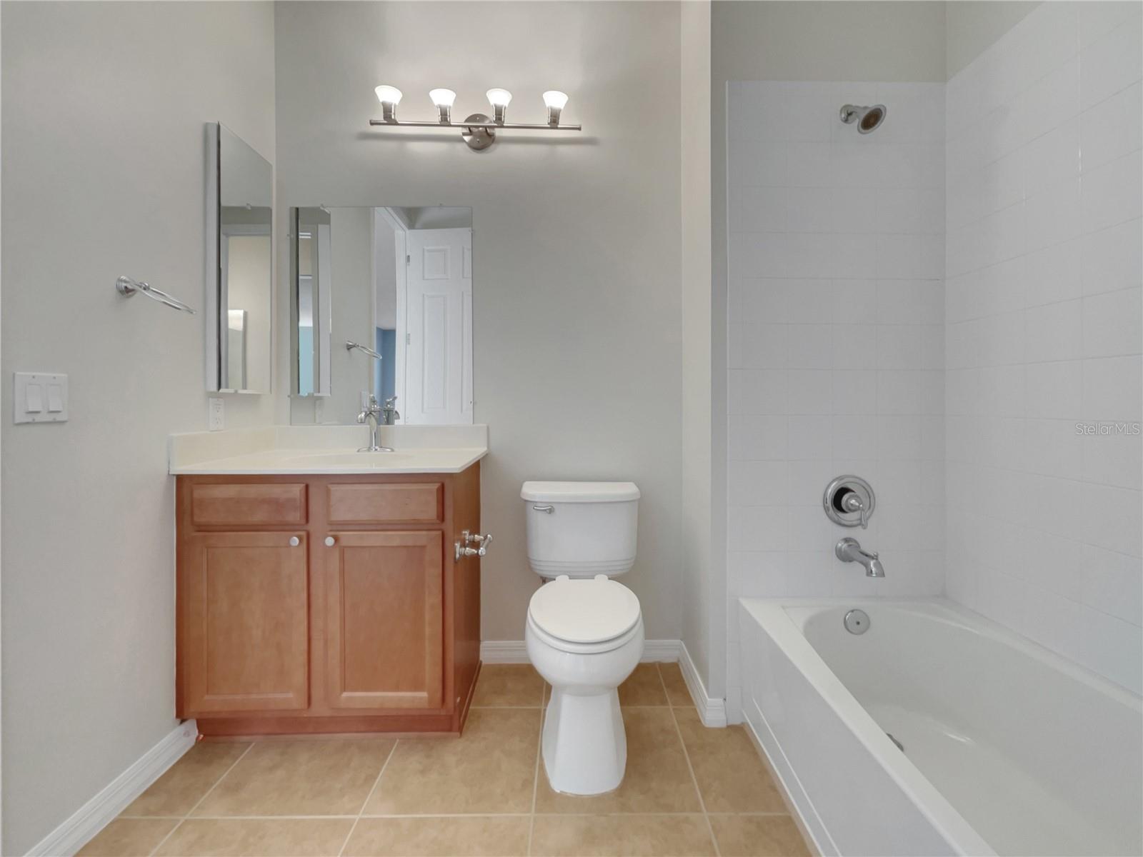 1181 BURGOS DR #406, SARASOTA, FL, 34238