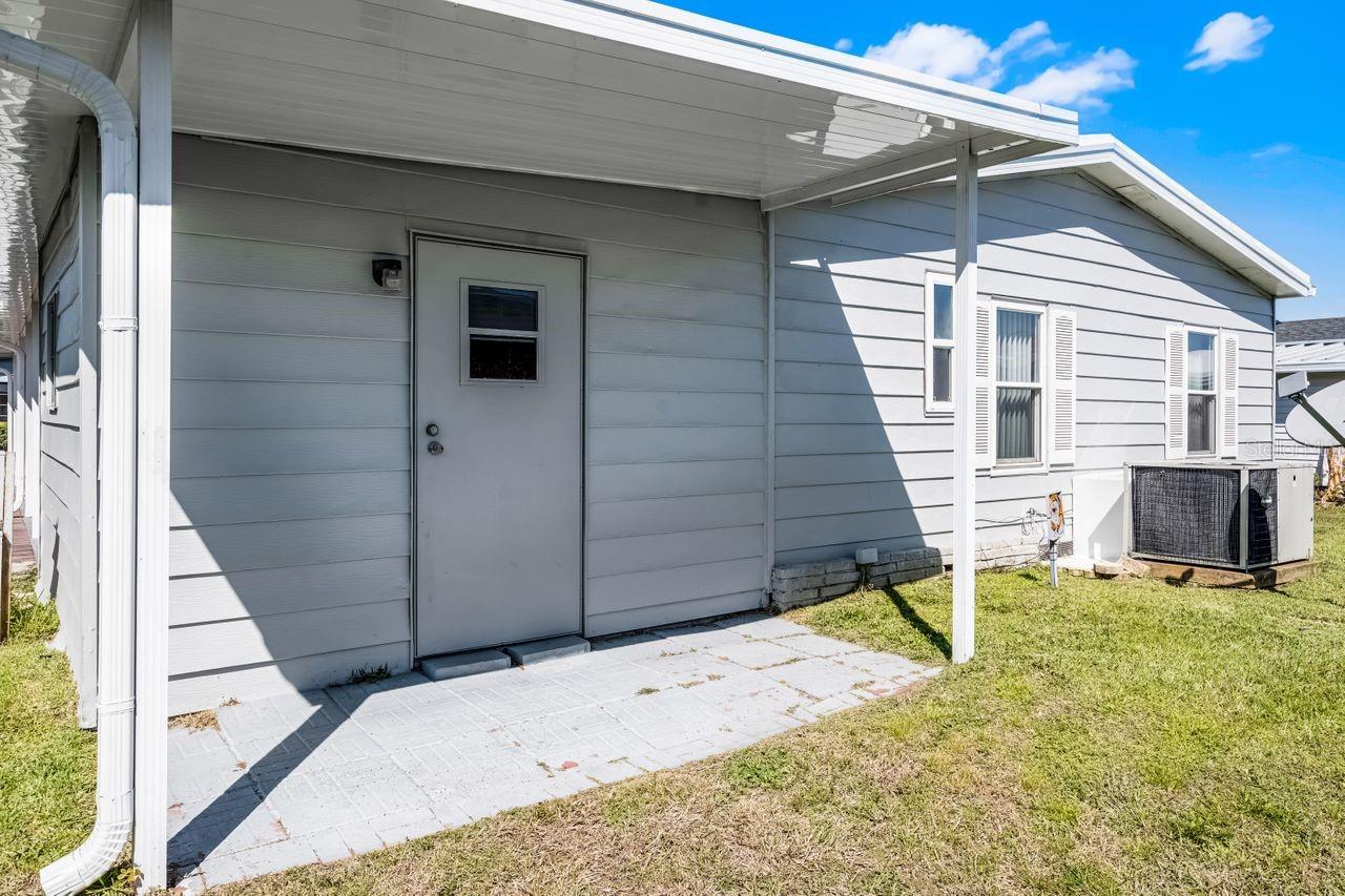 6608 WESTCHESTER DR NE, WINTER HAVEN, FL, 33881