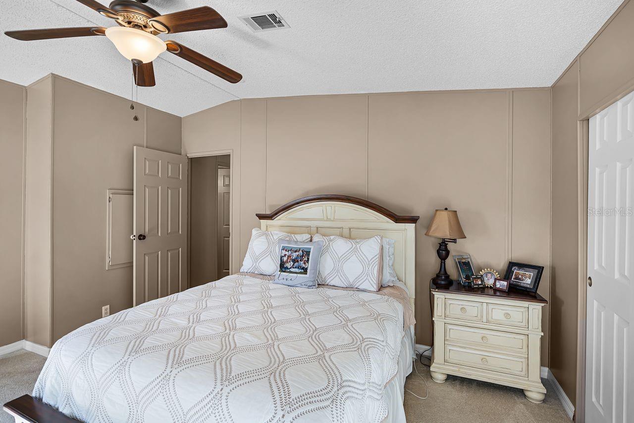 6608 WESTCHESTER DR NE, WINTER HAVEN, FL, 33881