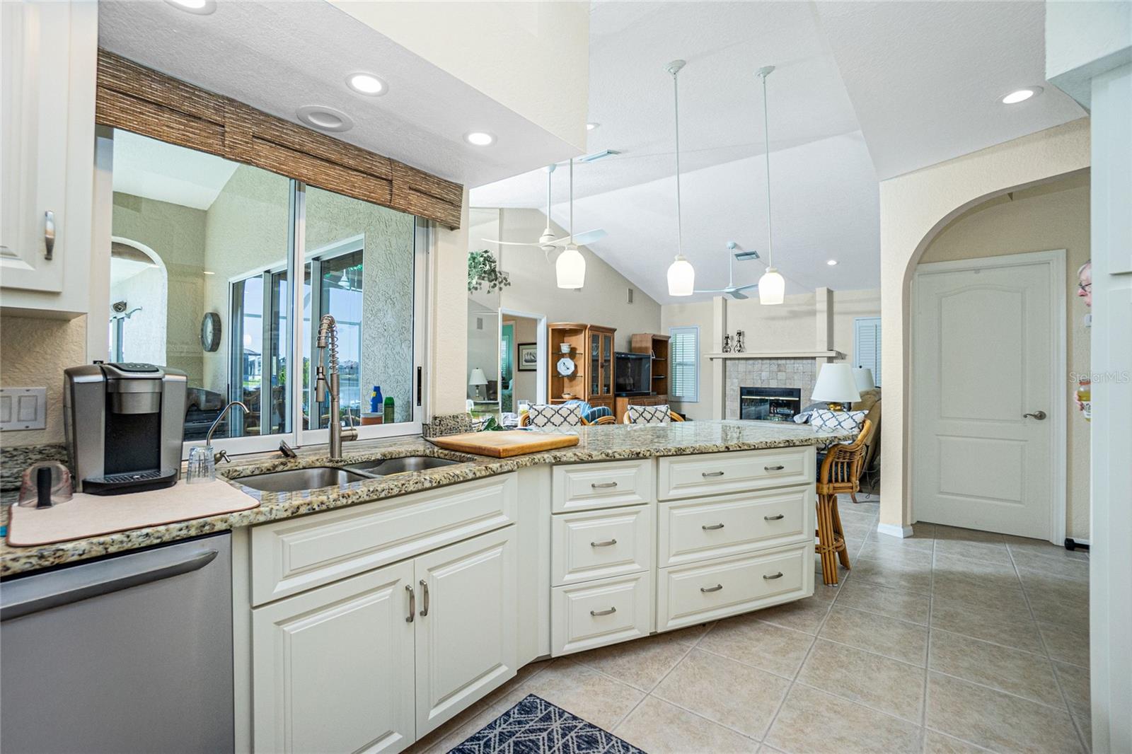 1311 PINE SISKIN DR, PUNTA GORDA, FL, 33950