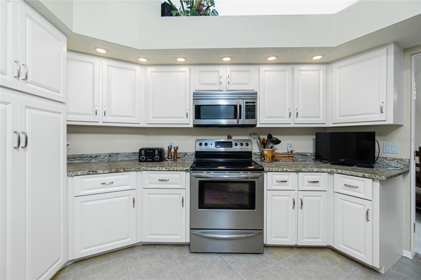 1311 PINE SISKIN DR, PUNTA GORDA, FL, 33950