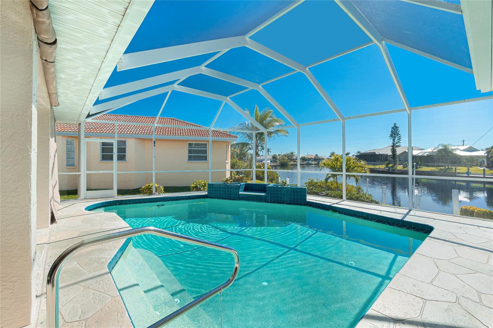 1311 PINE SISKIN DR, PUNTA GORDA, FL, 33950
