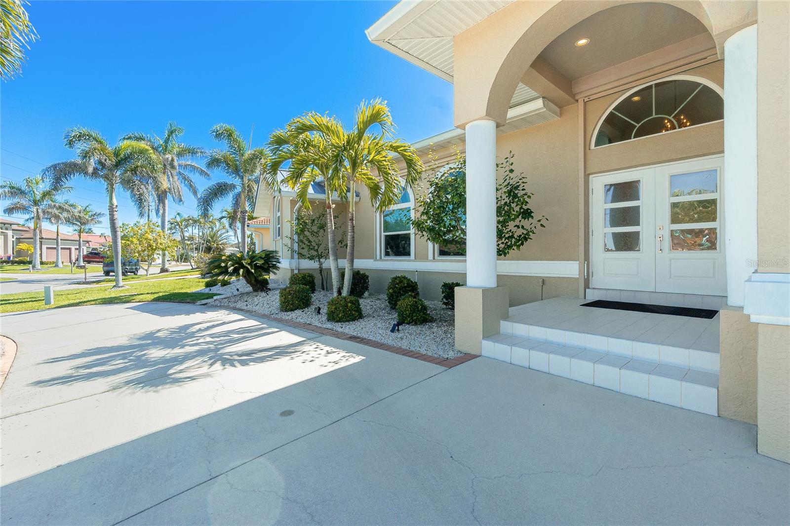1311 PINE SISKIN DR, PUNTA GORDA, FL, 33950