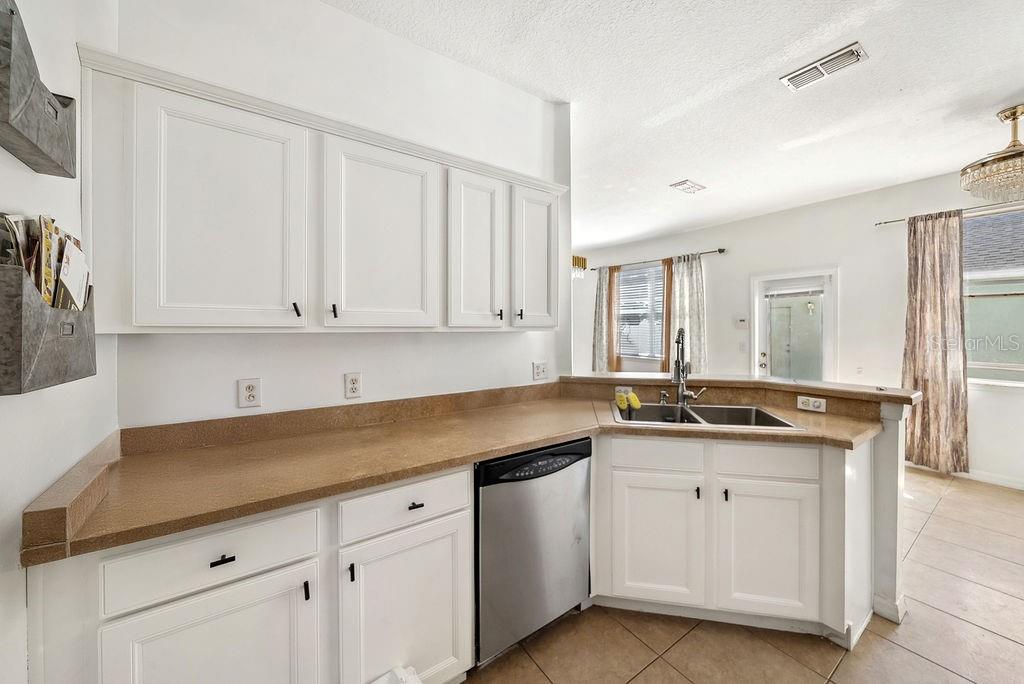 4521 CAPITAL BLVD, ST CLOUD, FL, 34769
