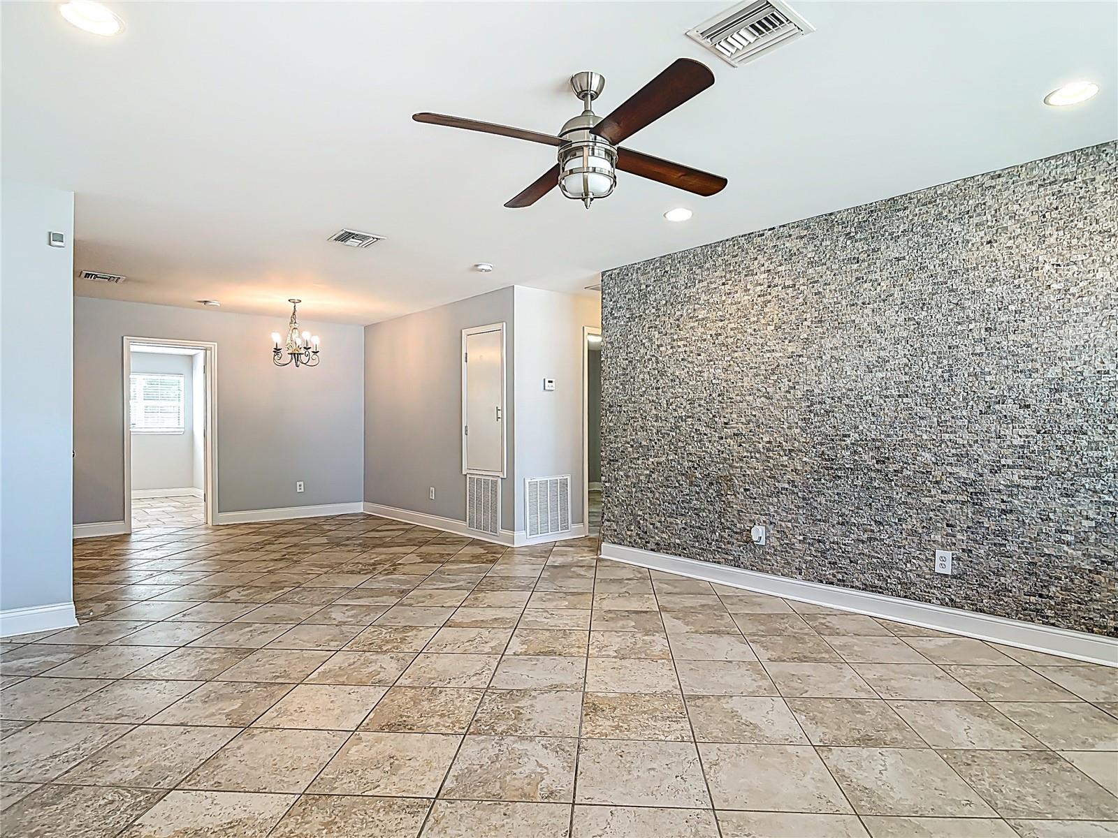 11125 FINCHLEY PL, ORLANDO, FL, 32837