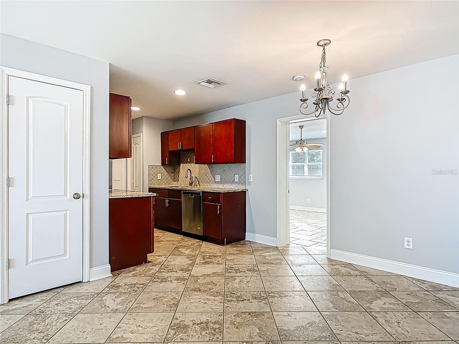 11125 FINCHLEY PL, ORLANDO, FL, 32837