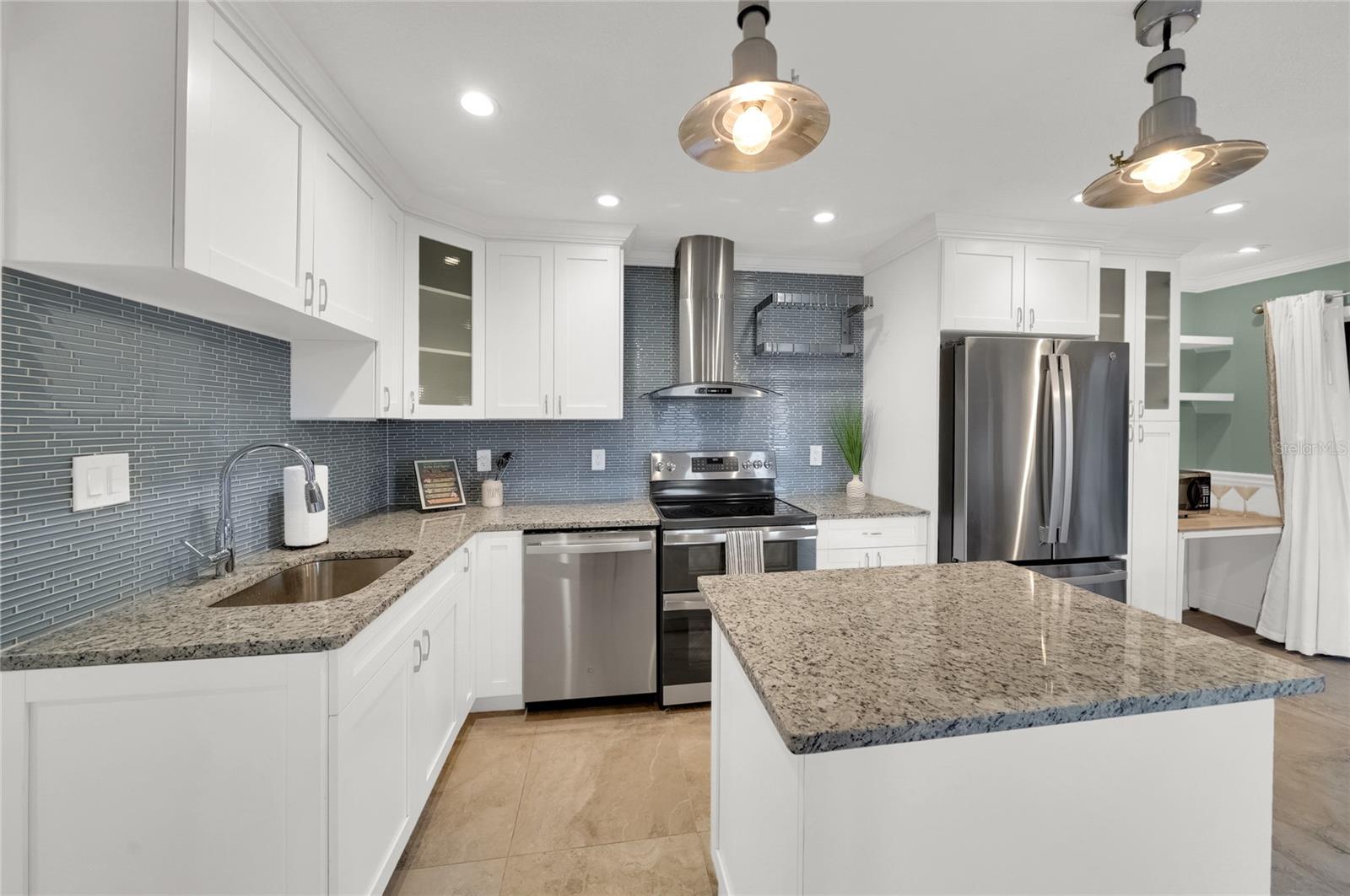 4319 HARBOR HOUSE DR, TAMPA, FL, 33615