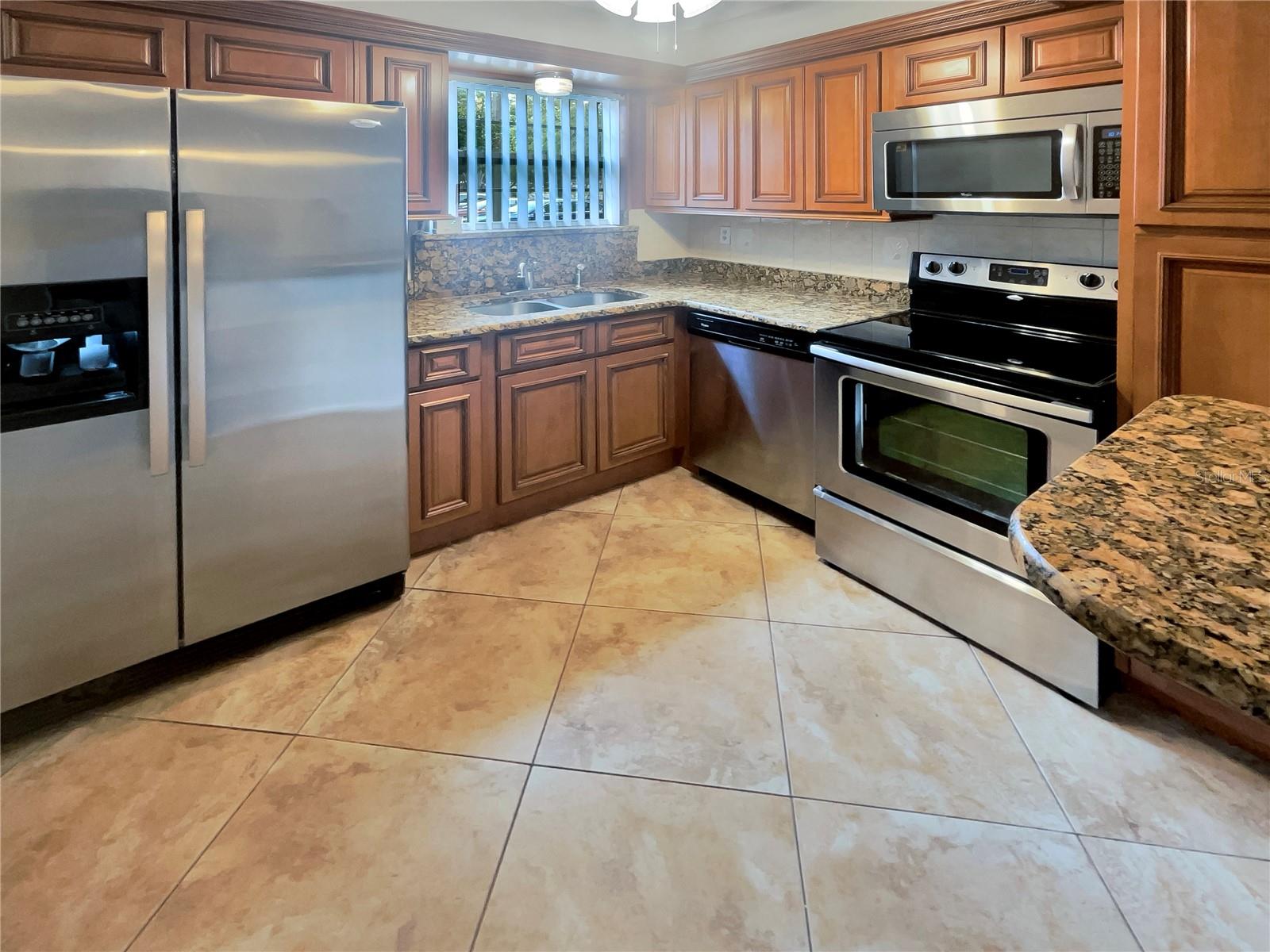 3425 41ST TER S #202, ST PETERSBURG, FL, 33711
