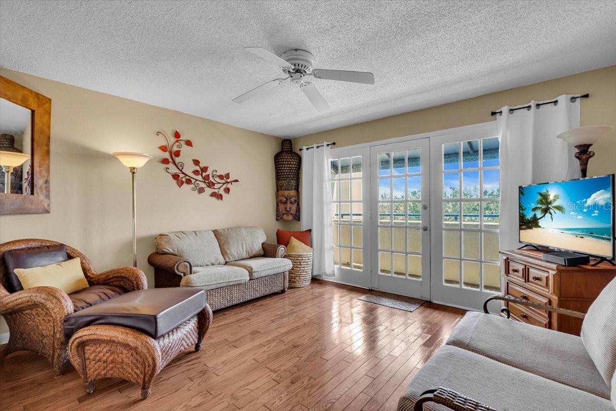 835 S OSPREY AVE #415, SARASOTA, FL, 34236