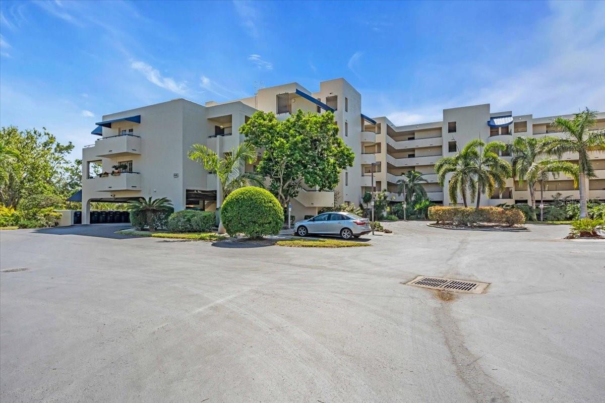 835 S OSPREY AVE #415, SARASOTA, FL, 34236