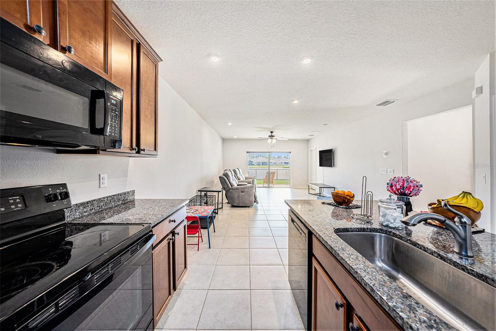 18184 TURNING LEAF CIR, LAND O LAKES, FL, 34638