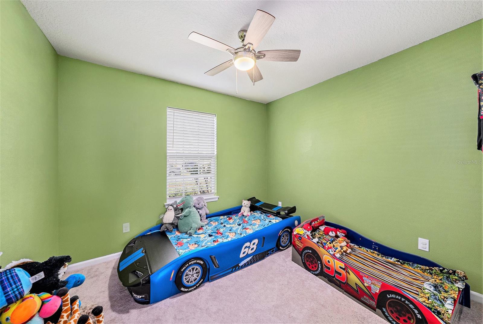 18184 TURNING LEAF CIR, LAND O LAKES, FL, 34638