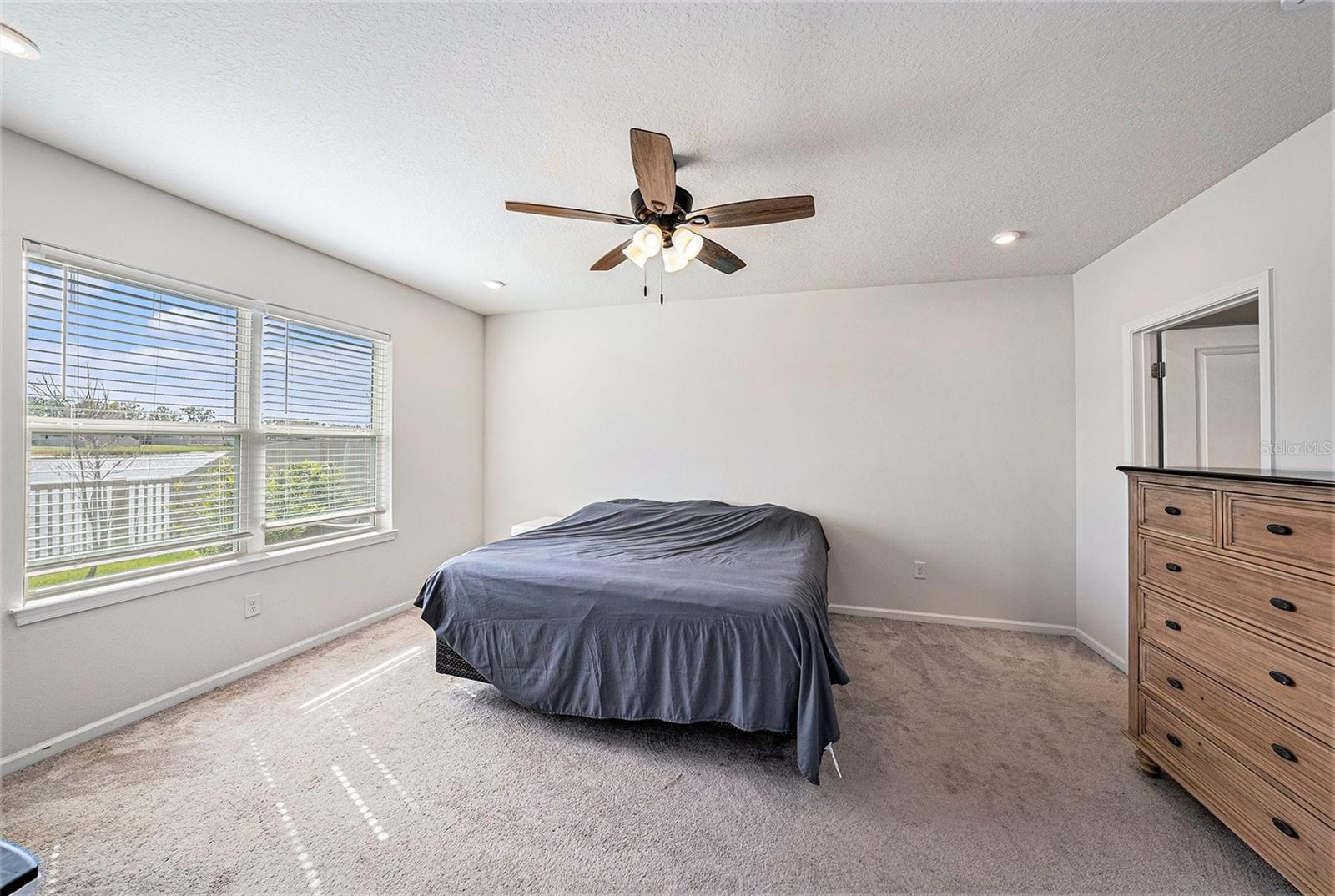 18184 TURNING LEAF CIR, LAND O LAKES, FL, 34638