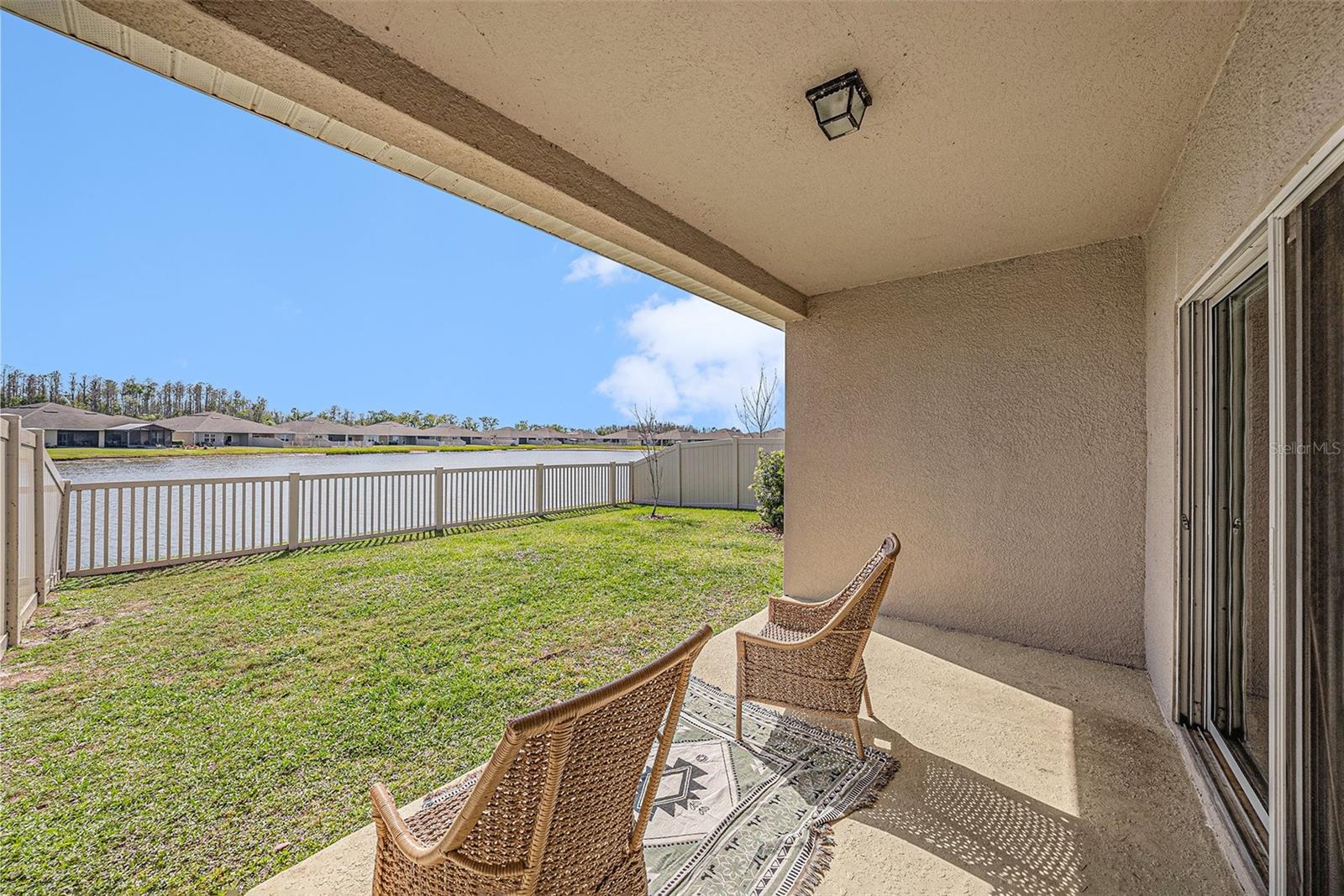 18184 TURNING LEAF CIR, LAND O LAKES, FL, 34638