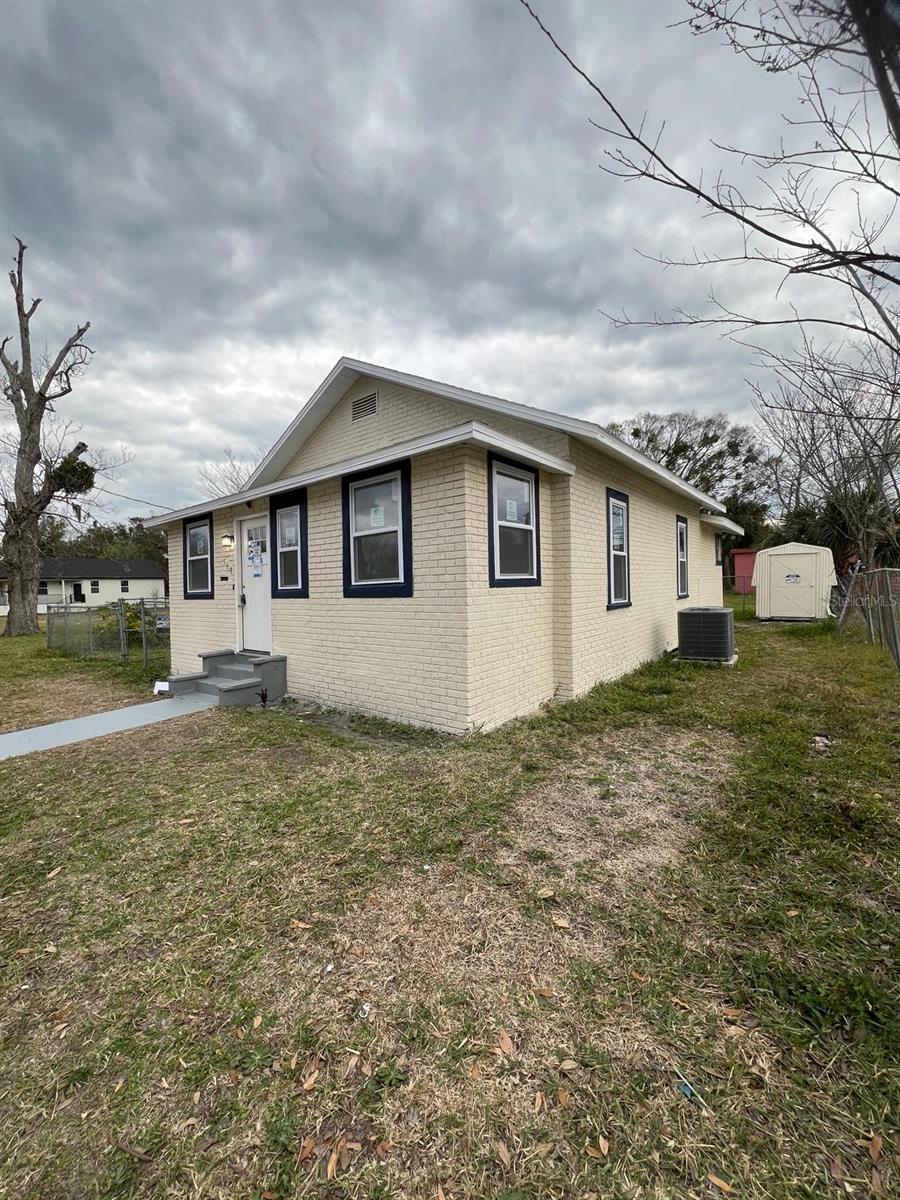 569 LOOMIS AVE, DAYTONA BEACH, FL, 32114