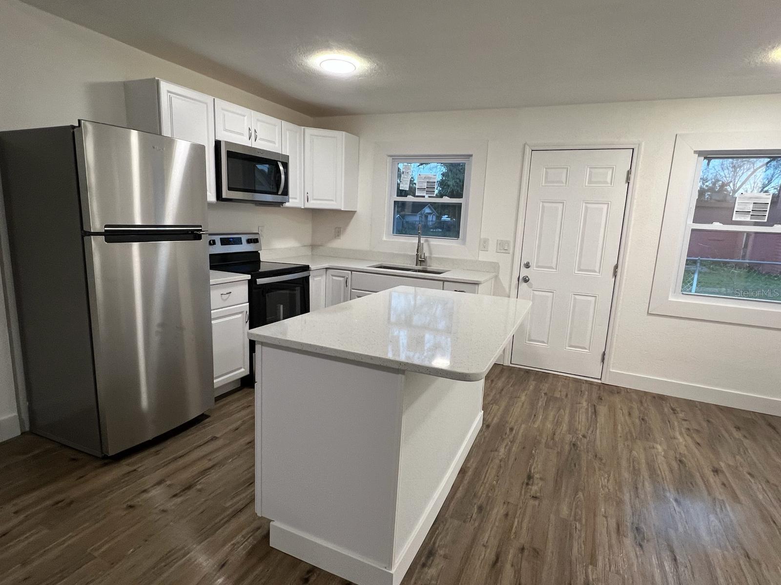 569 LOOMIS AVE, DAYTONA BEACH, FL, 32114