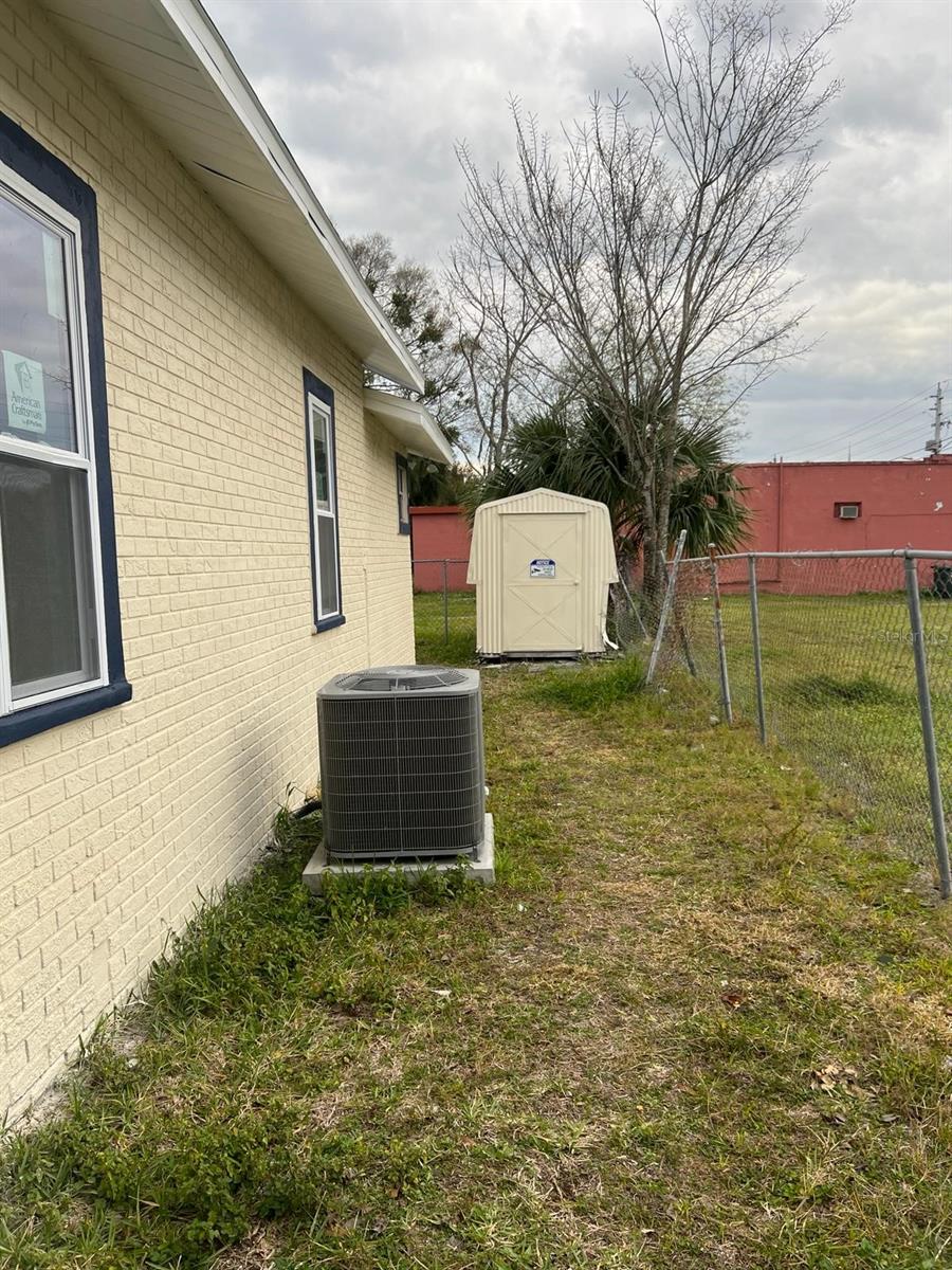 569 LOOMIS AVE, DAYTONA BEACH, FL, 32114