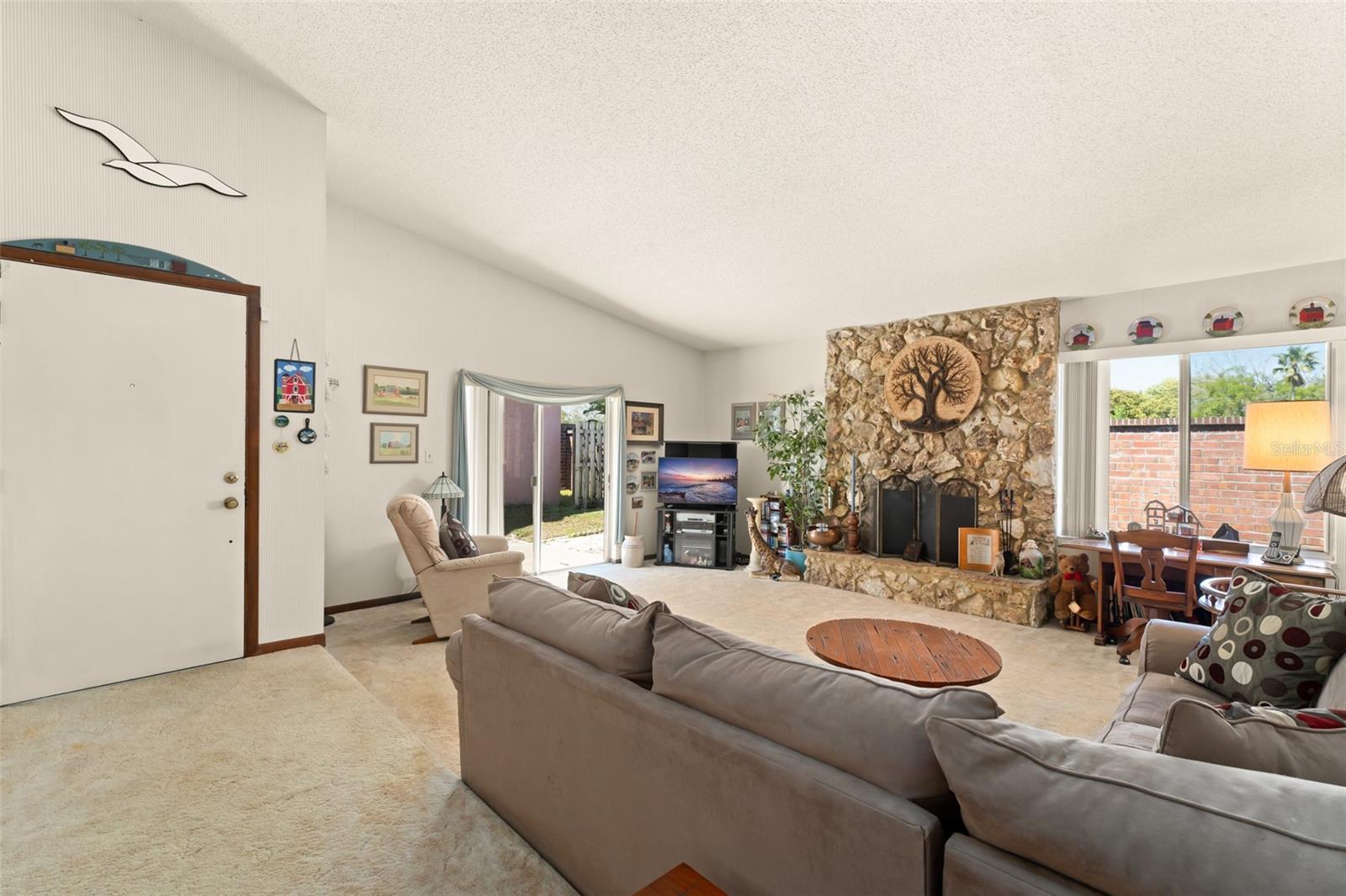 335 KANTOR BLVD, CASSELBERRY, FL, 32707
