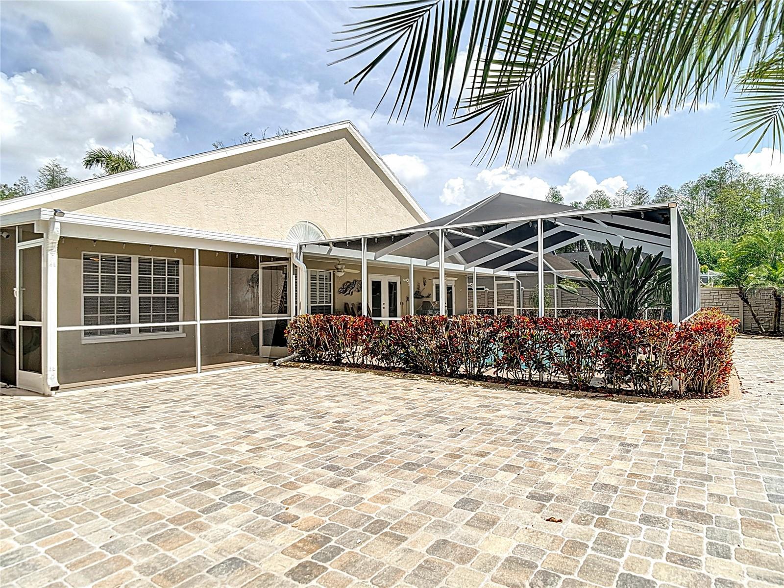 6716 FRONTIER LN, TAMPA, FL, 33625