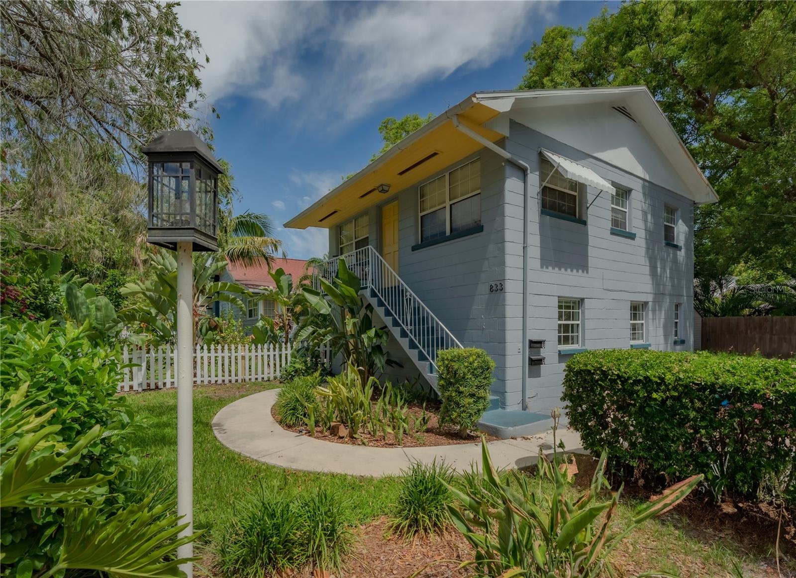 833 12TH AVE N #A, ST PETERSBURG, FL, 33701