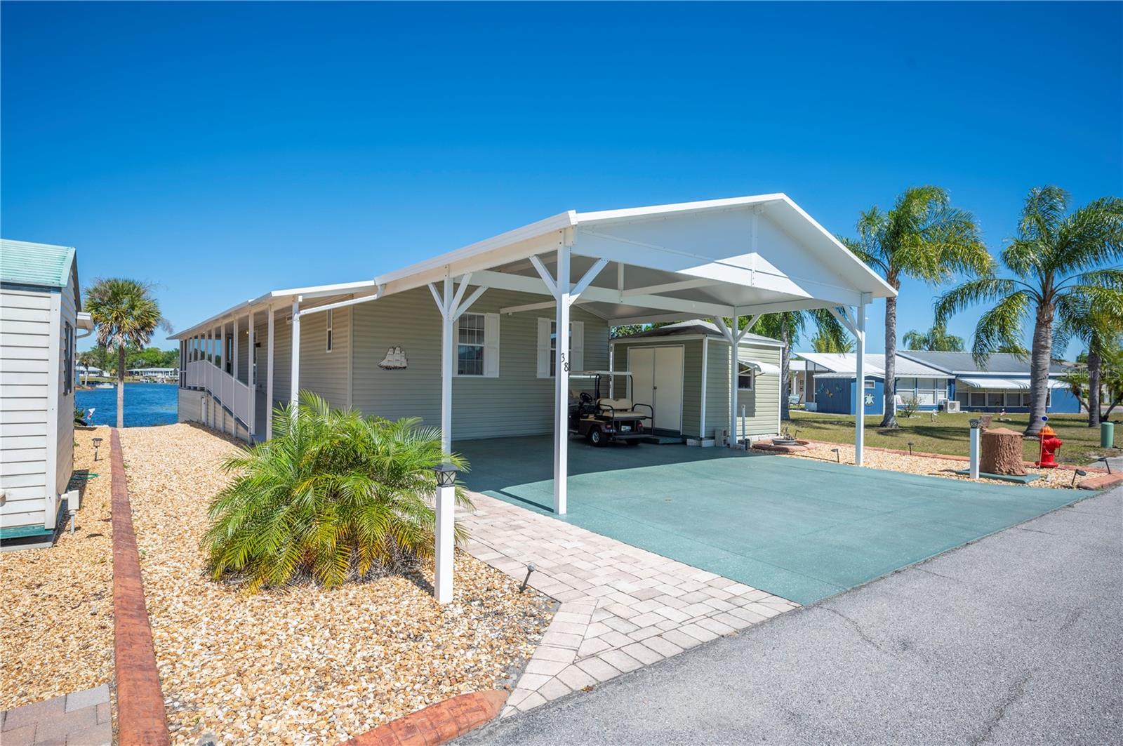 38 QUEEN OF WATERS ST, LAKE WALES, FL, 33898