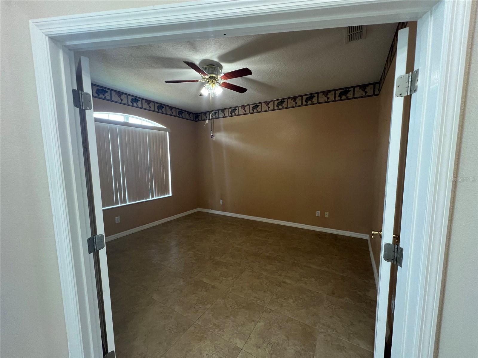 2714 UNIVERSITY ACRES DR, ORLANDO, FL, 32817