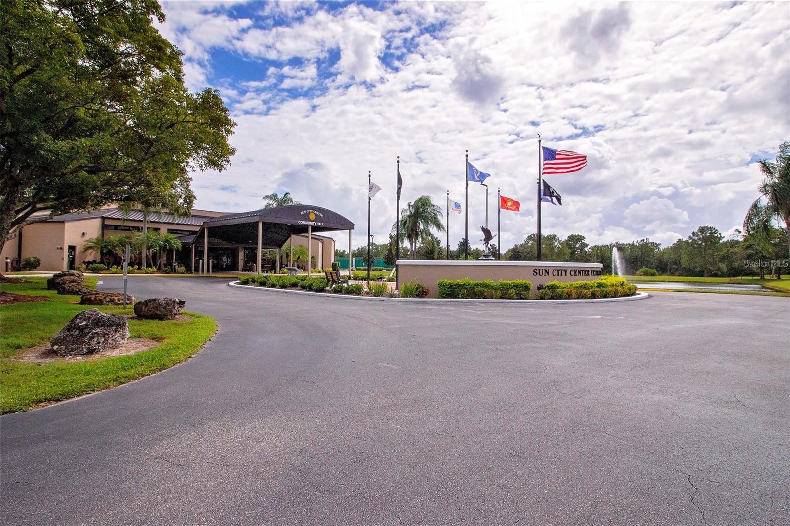 1414 BLUEWATER DR, SUN CITY CENTER, FL, 33573