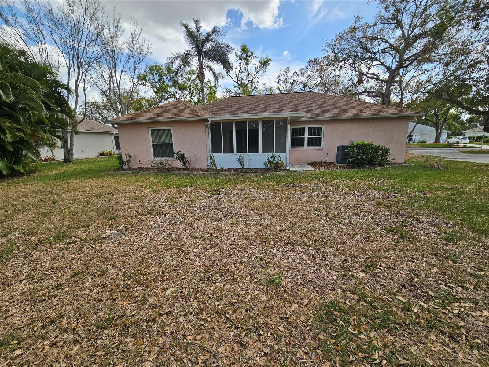 1414 BLUEWATER DR, SUN CITY CENTER, FL, 33573