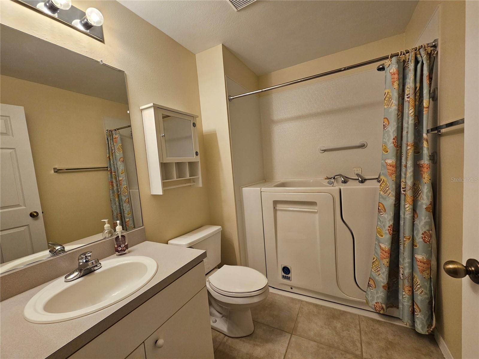 1414 BLUEWATER DR, SUN CITY CENTER, FL, 33573