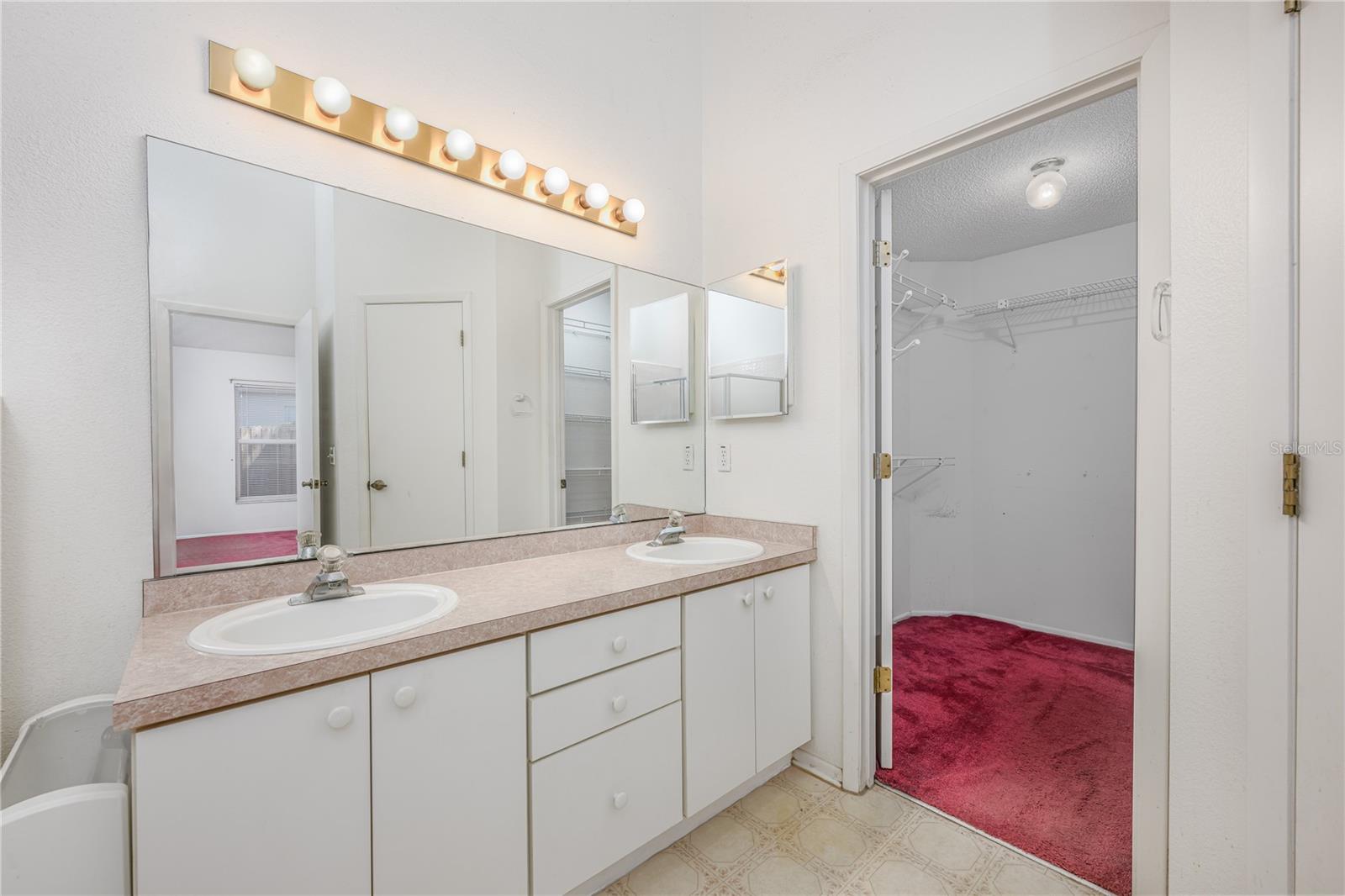 1104 PARKER CANAL CT, OVIEDO, FL, 32765