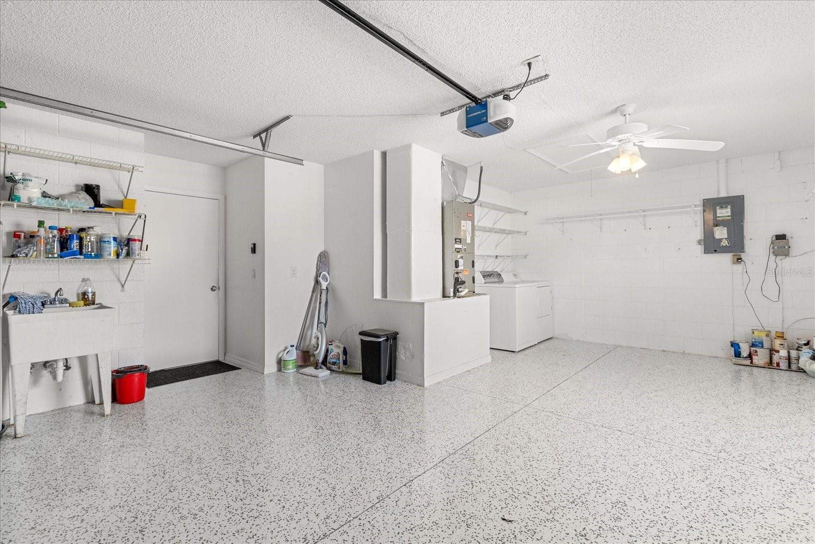 613 NUEVO LEON LN, THE VILLAGES, FL, 32159