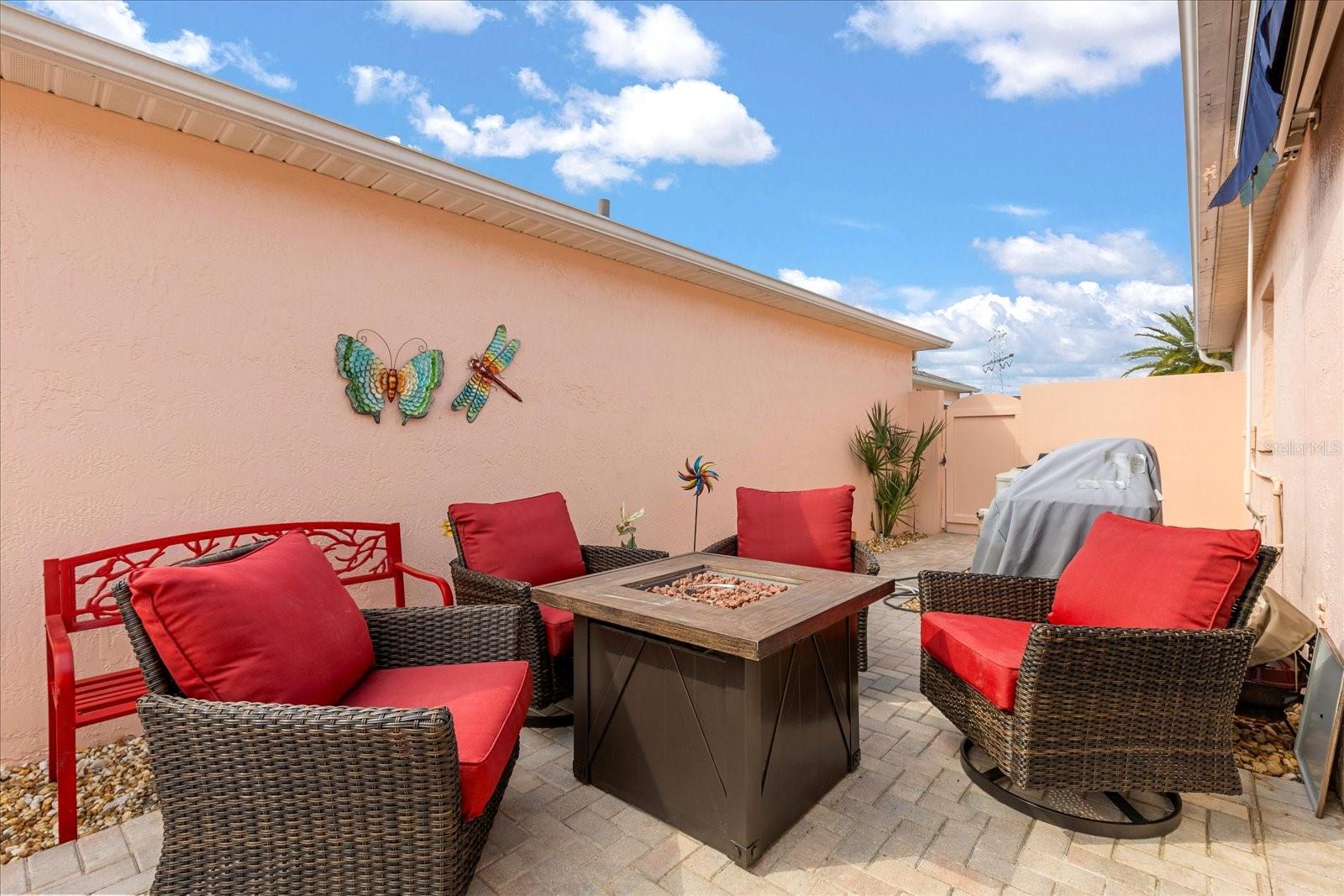 613 NUEVO LEON LN, THE VILLAGES, FL, 32159