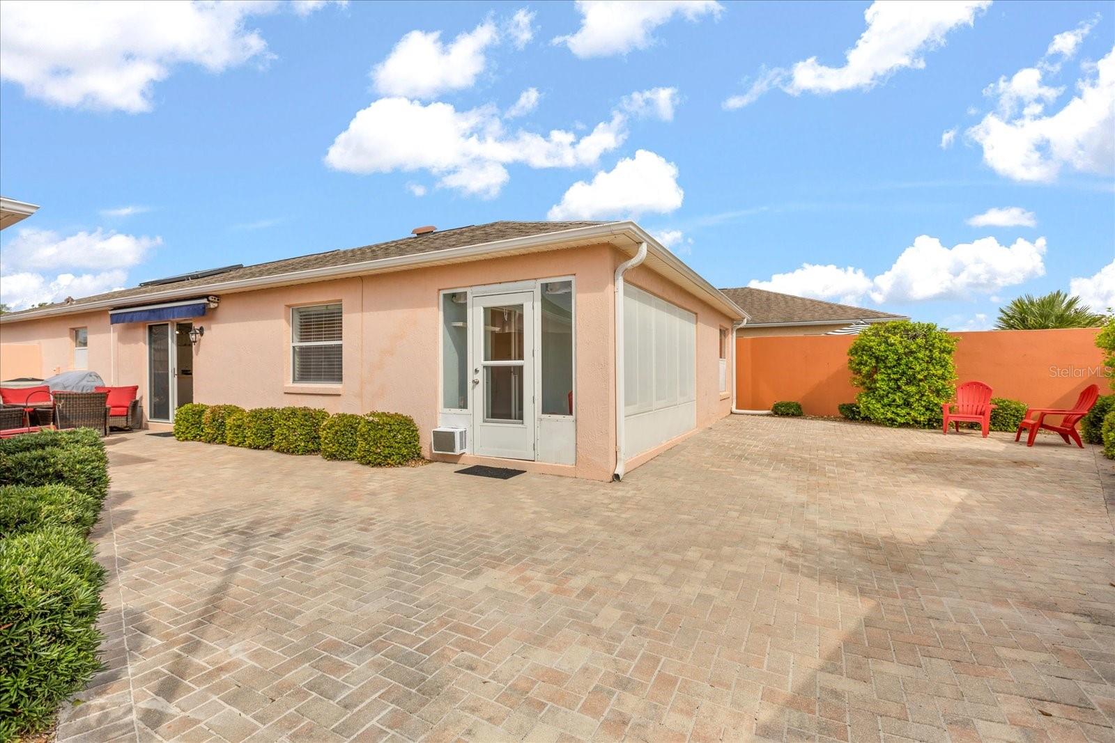 613 NUEVO LEON LN, THE VILLAGES, FL, 32159