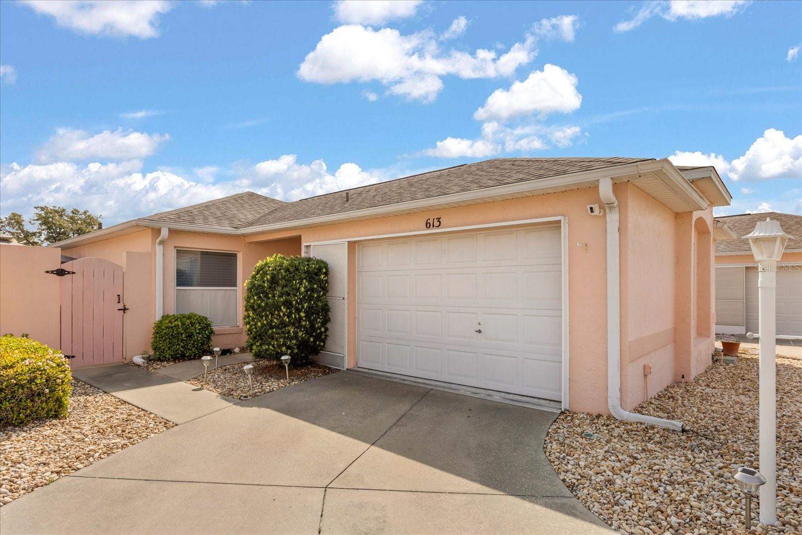 613 NUEVO LEON LN, THE VILLAGES, FL, 32159