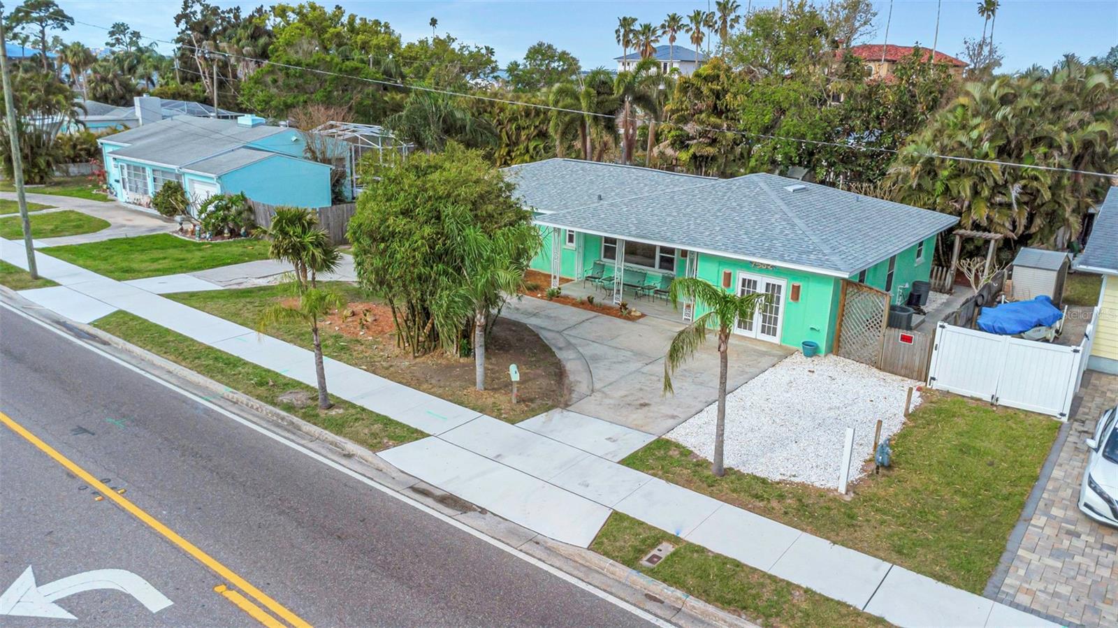 1582 BAYSHORE BLVD, DUNEDIN, FL, 34698