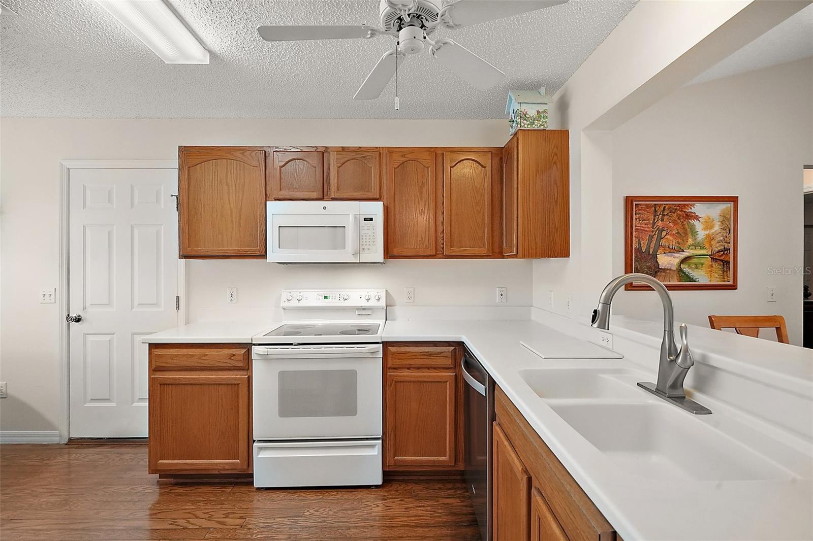 604 JUANITA CT, THE VILLAGES, FL, 32159