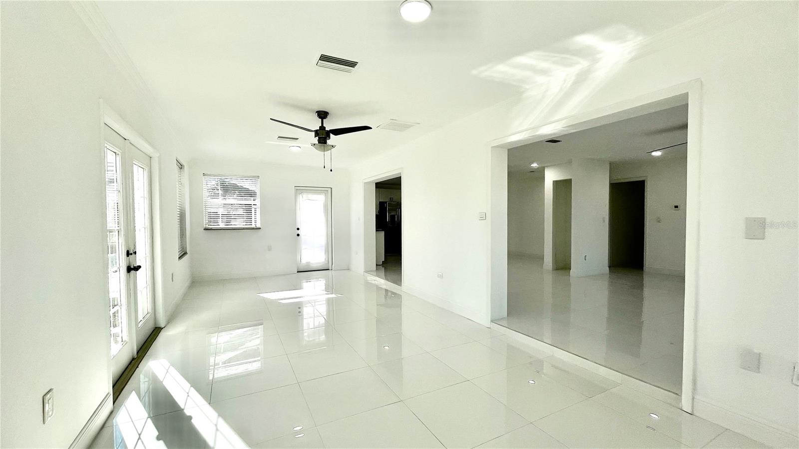210 LAKE HOBBS RD, LUTZ, FL, 33548