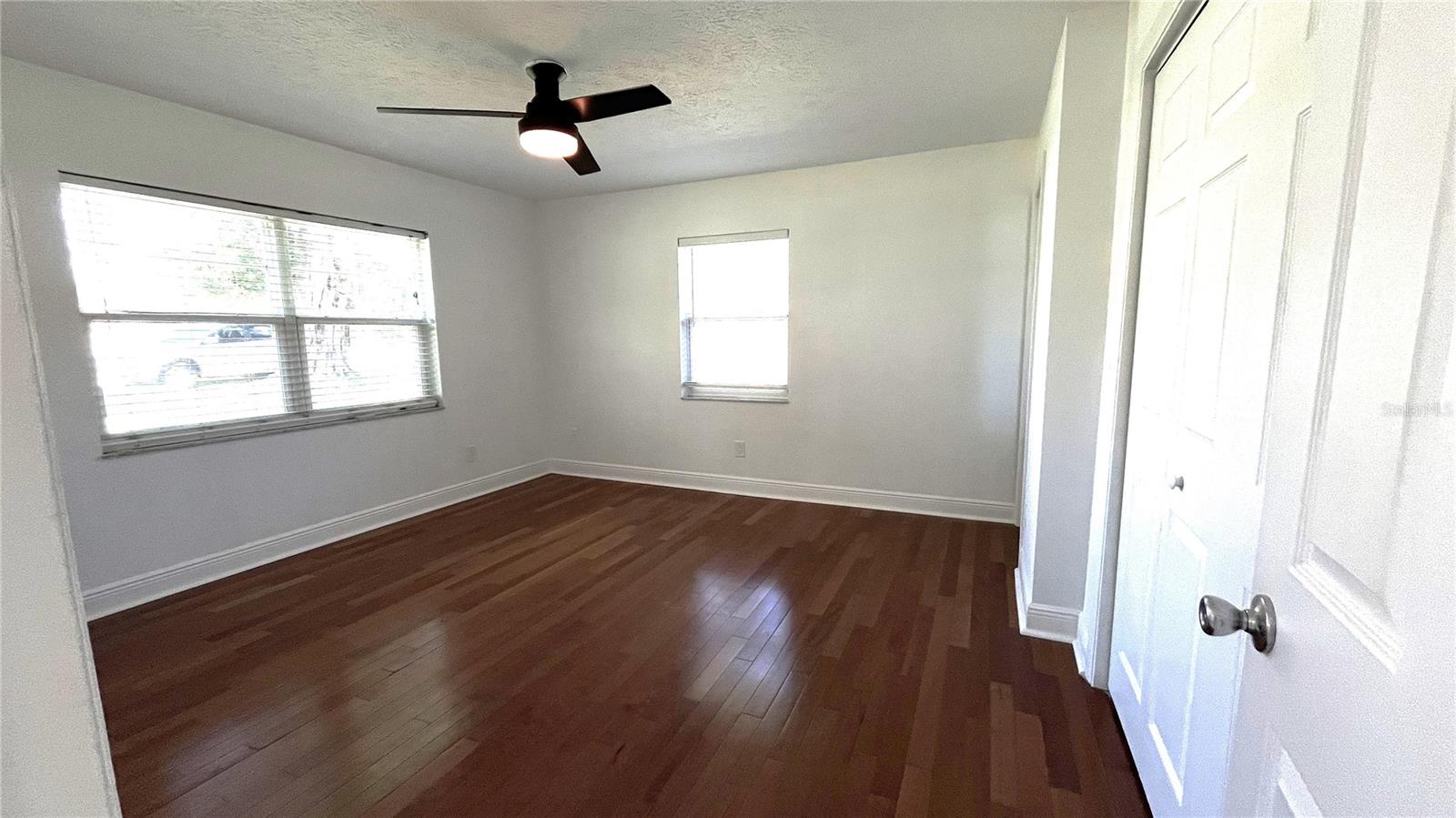 210 LAKE HOBBS RD, LUTZ, FL, 33548