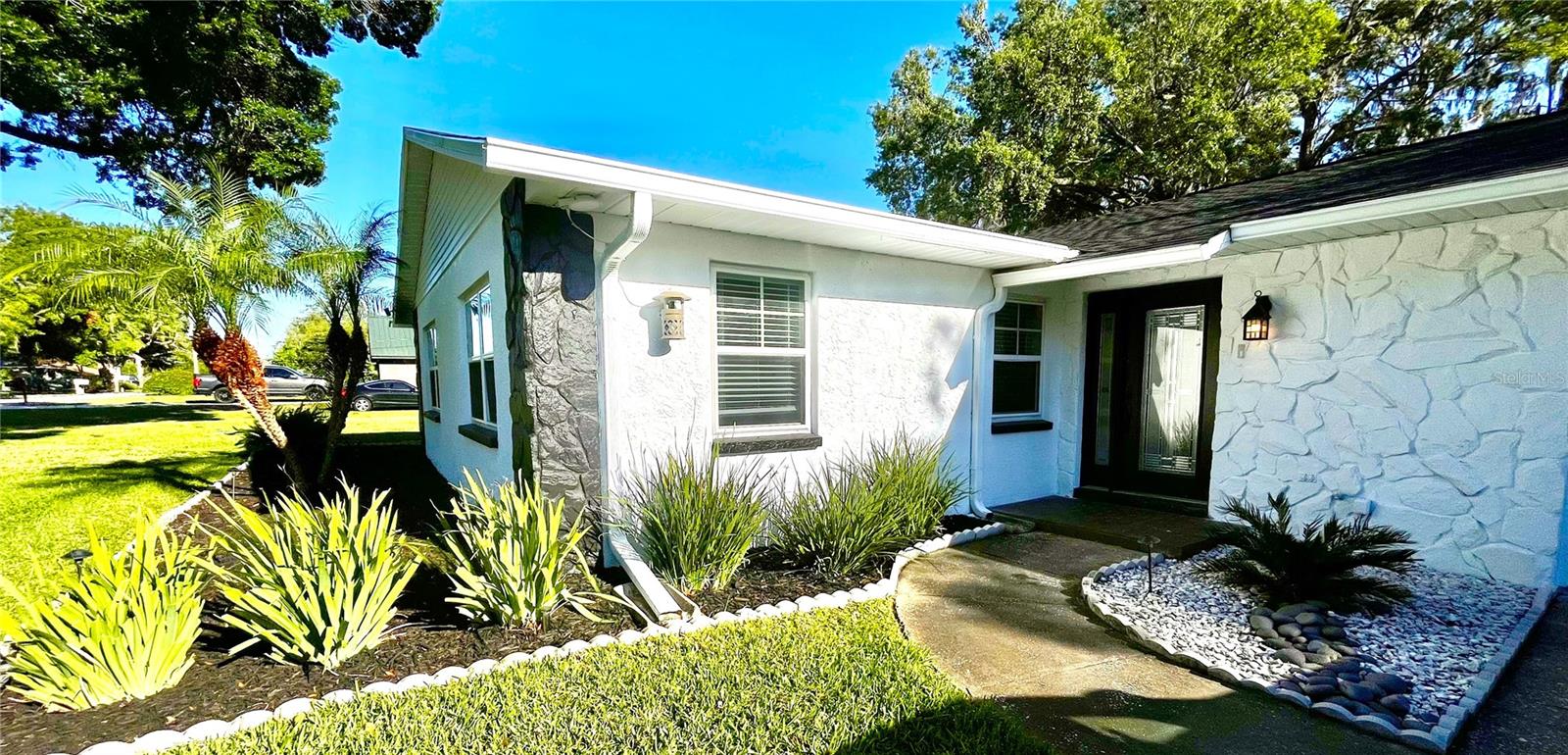 210 LAKE HOBBS RD, LUTZ, FL, 33548