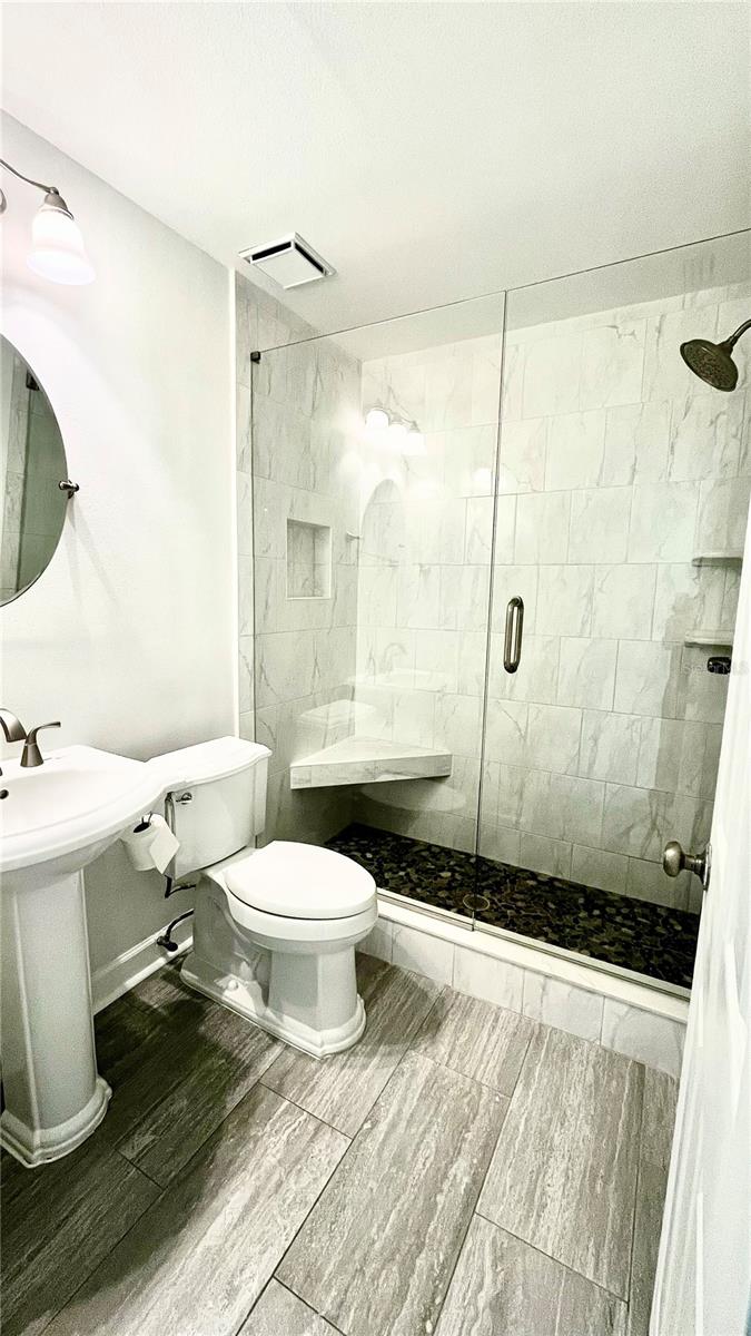 210 LAKE HOBBS RD, LUTZ, FL, 33548