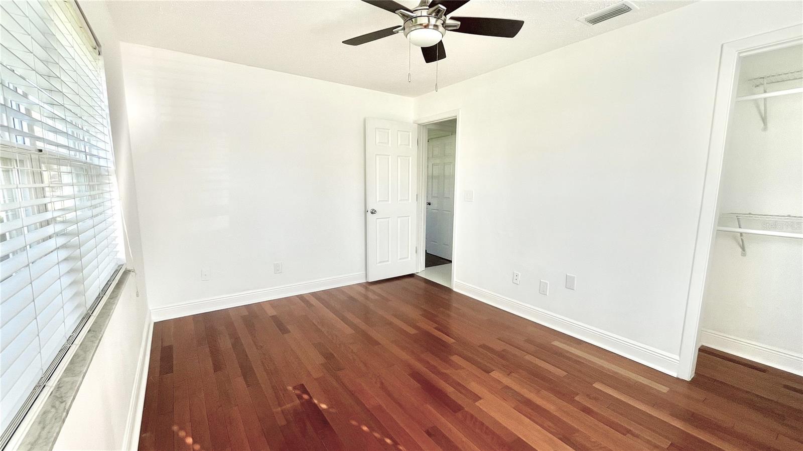 210 LAKE HOBBS RD, LUTZ, FL, 33548