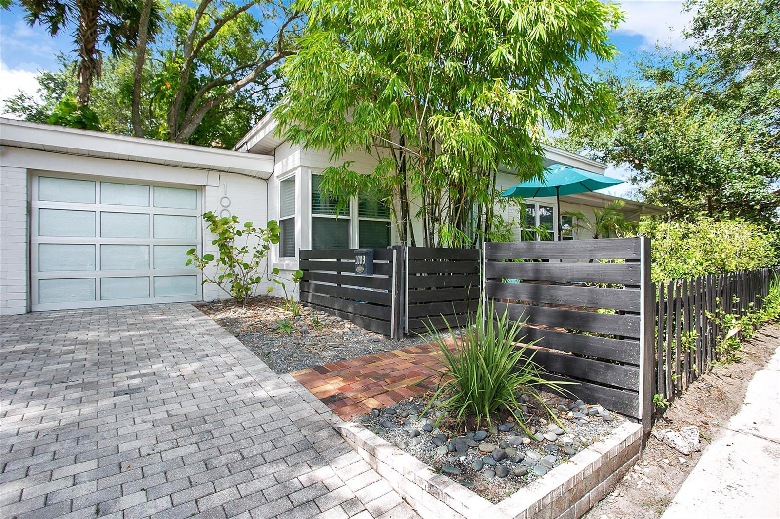 1009 E PINE ST, ORLANDO, FL, 32801