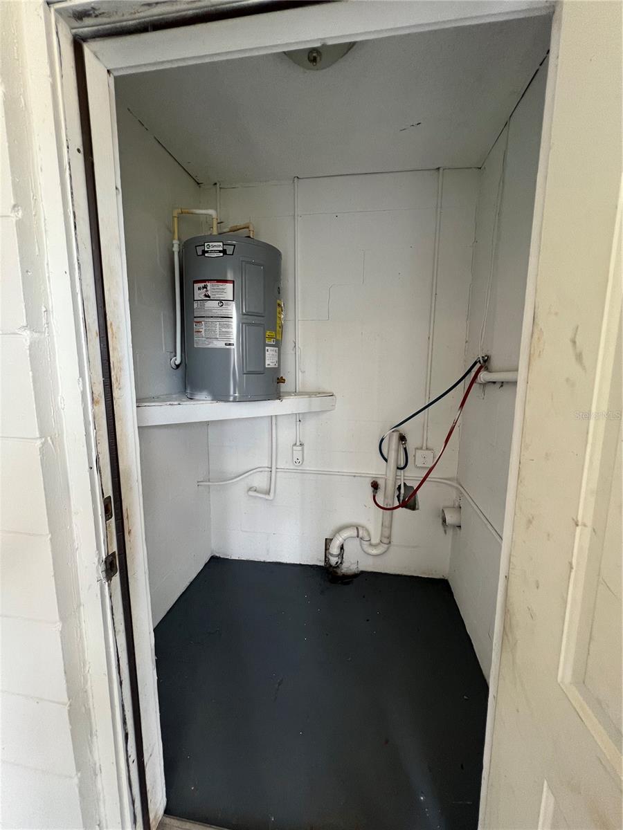 2102 W PALMETTO ST, TAMPA, FL, 33607