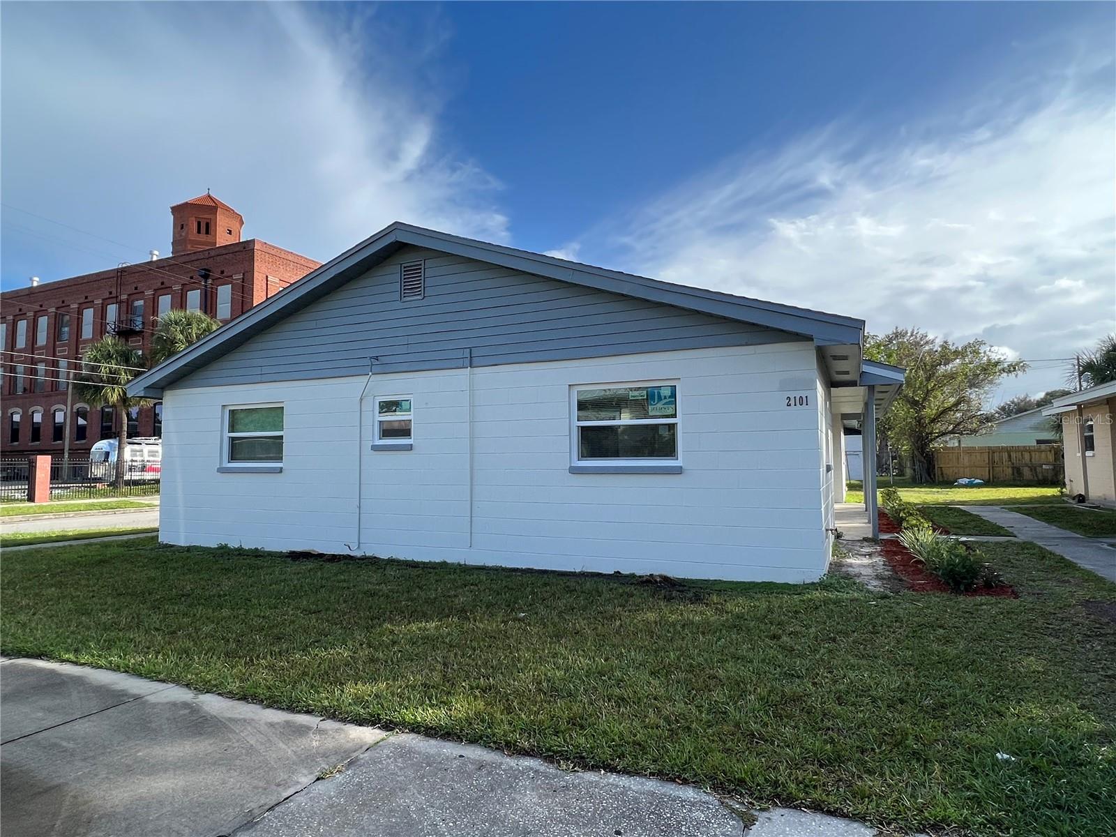2102 W PALMETTO ST, TAMPA, FL, 33607