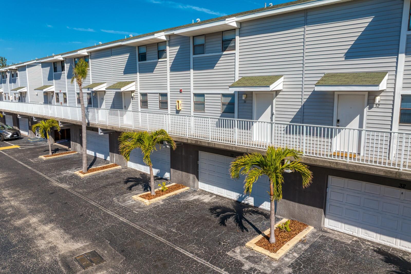 19823 GULF BLVD #33, INDIAN SHORES, FL, 33785