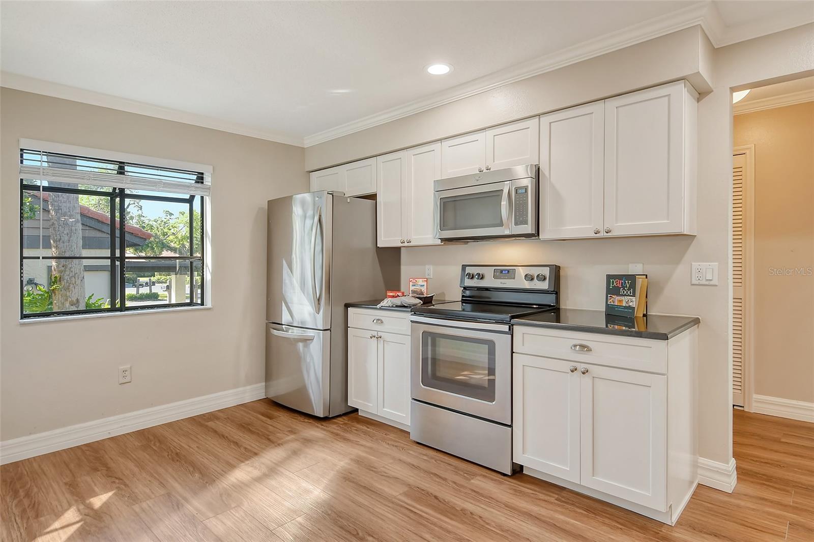 4375 TRAILS DR #17-1, SARASOTA, FL, 34232