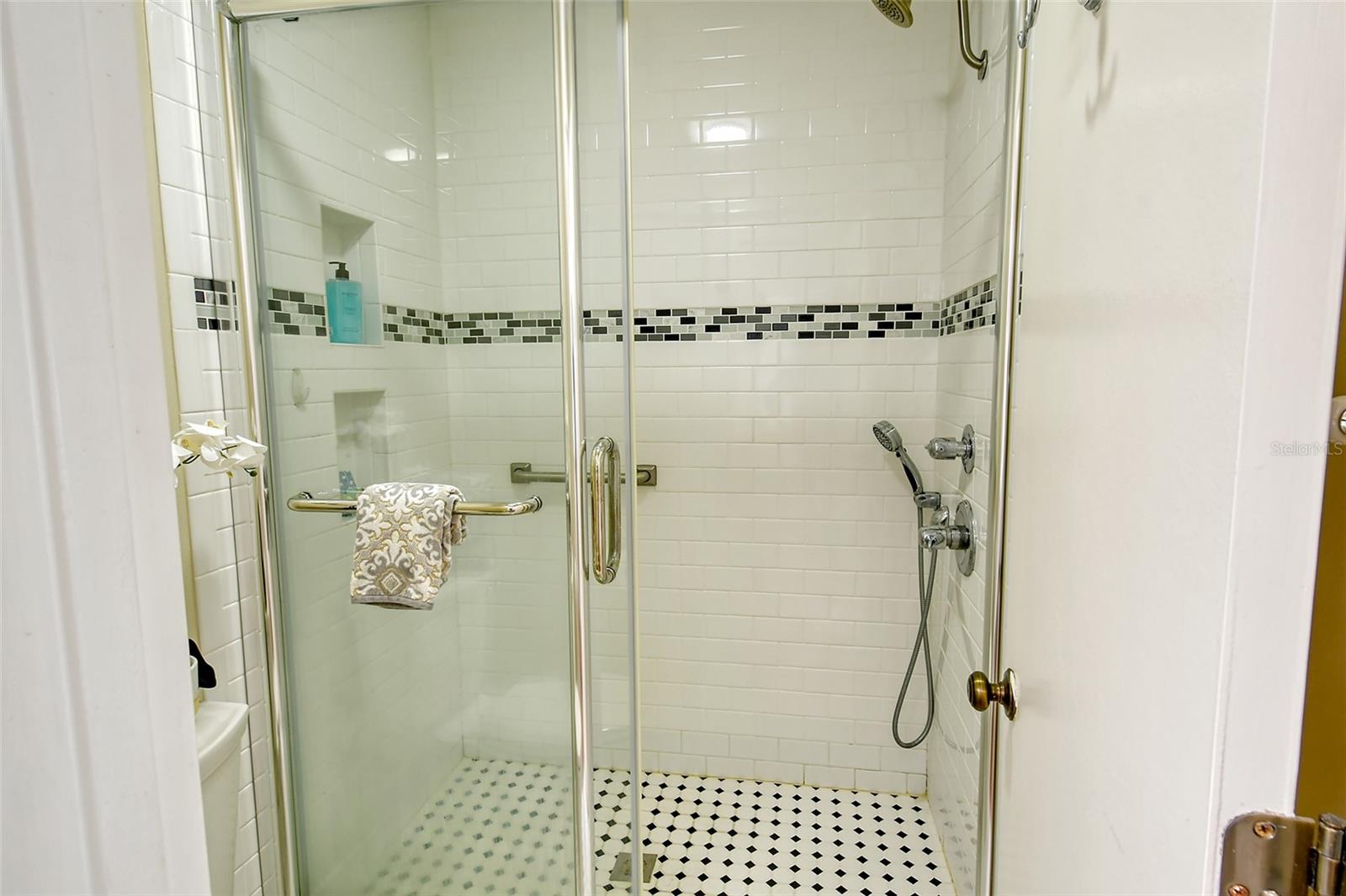 4375 TRAILS DR #17-1, SARASOTA, FL, 34232