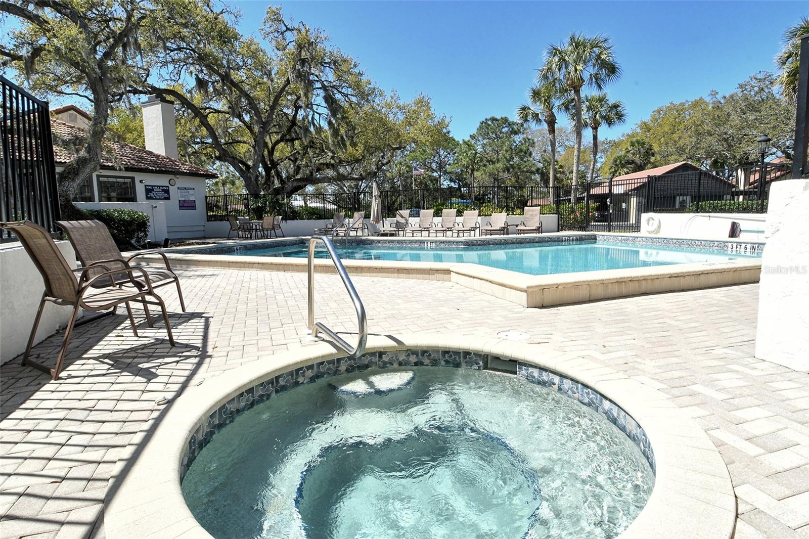 4375 TRAILS DR #17-1, SARASOTA, FL, 34232