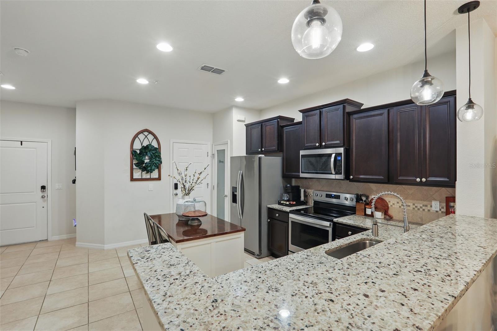 1284 PAVIA DR, APOPKA, FL, 32703